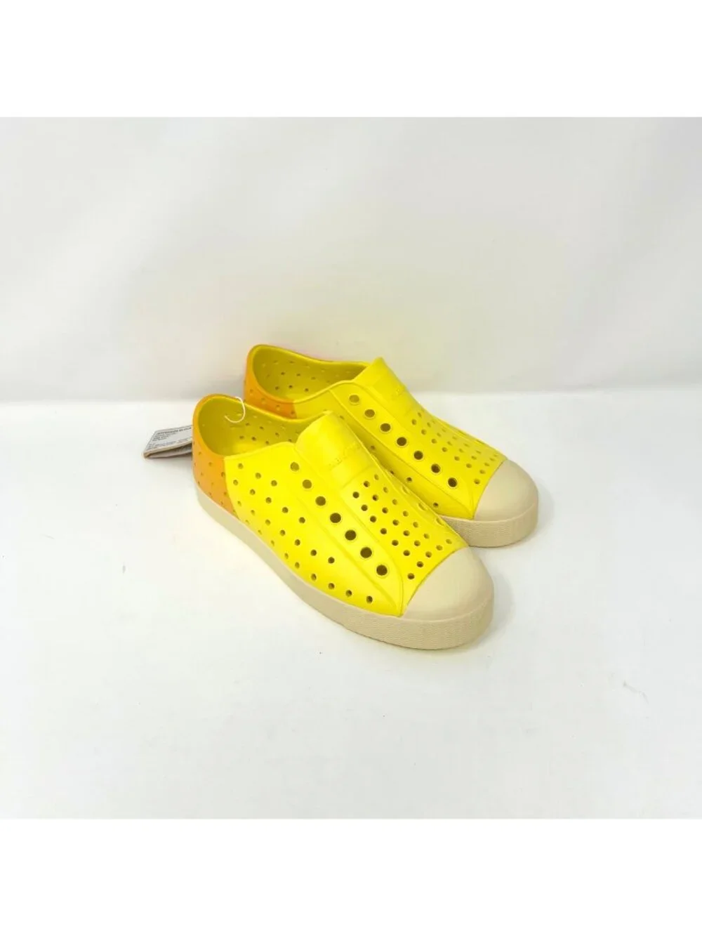 Native Jefferson Block Slip-On Sneakers Girls Little Kids Size 1 Lightweight EVA